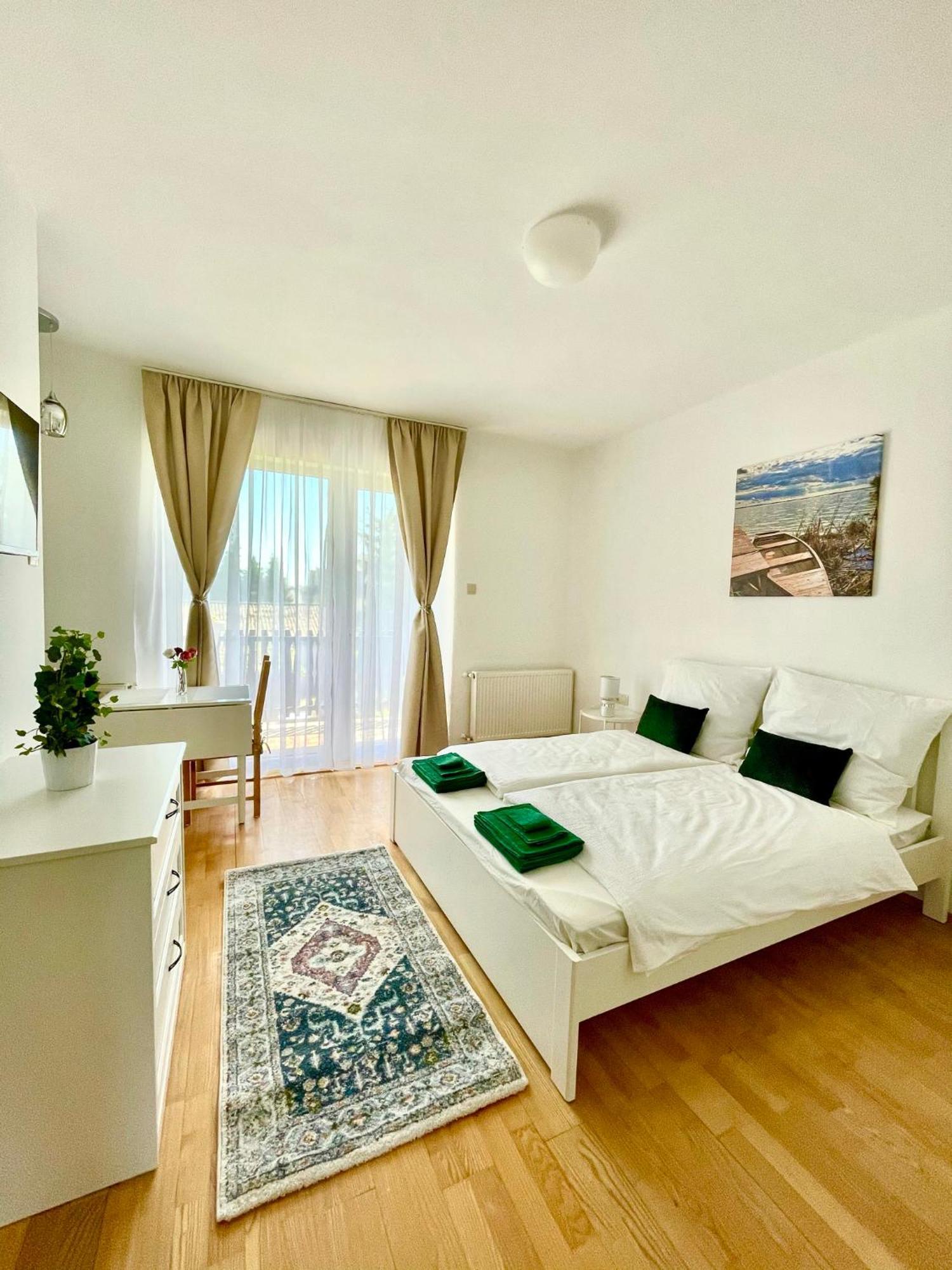 Libás Apartman Keszthely Habitación foto